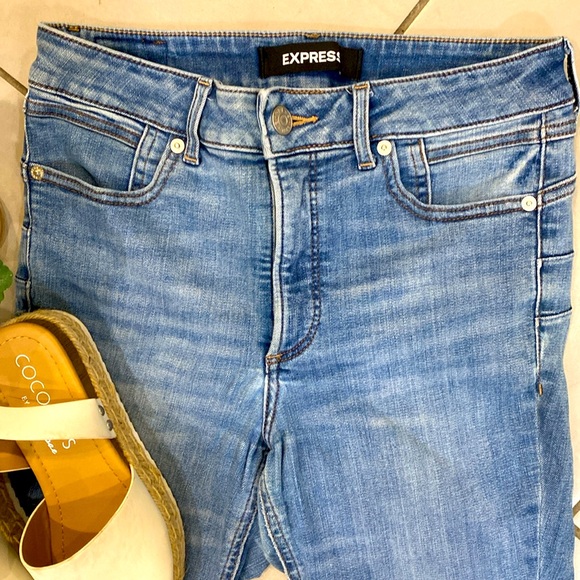 Express Jeans denim perfect lift + Stretch ankle legging high-rise size 8 - Picture 3 of 9